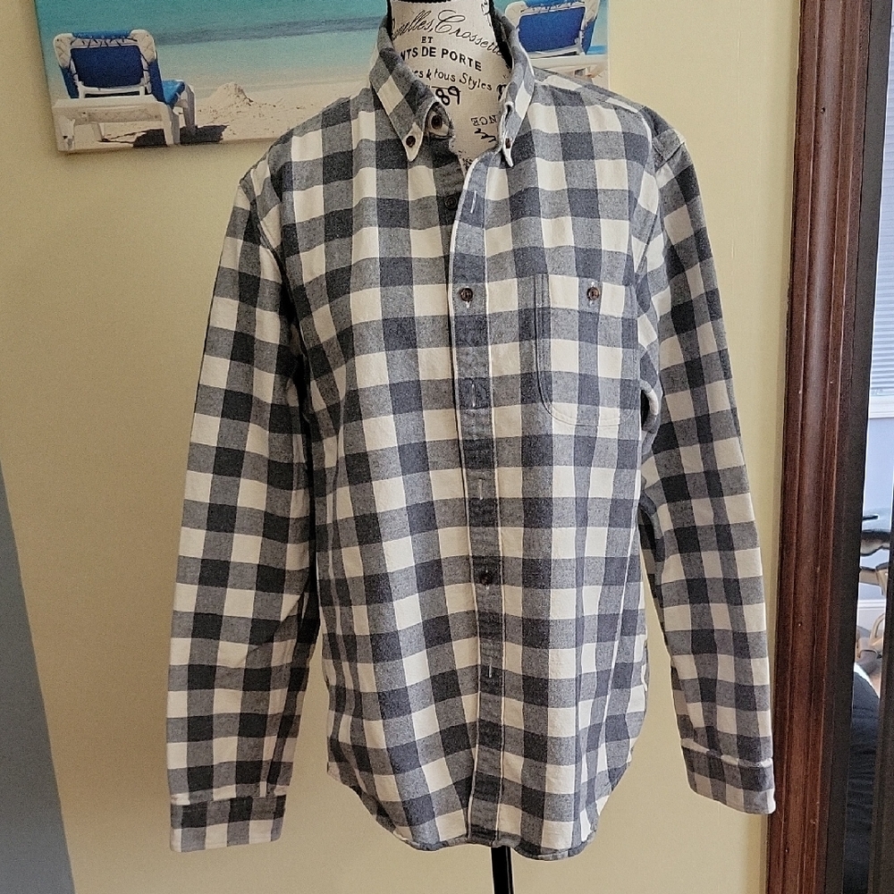 Casual Navy and White Plaid Button-Down Shirt